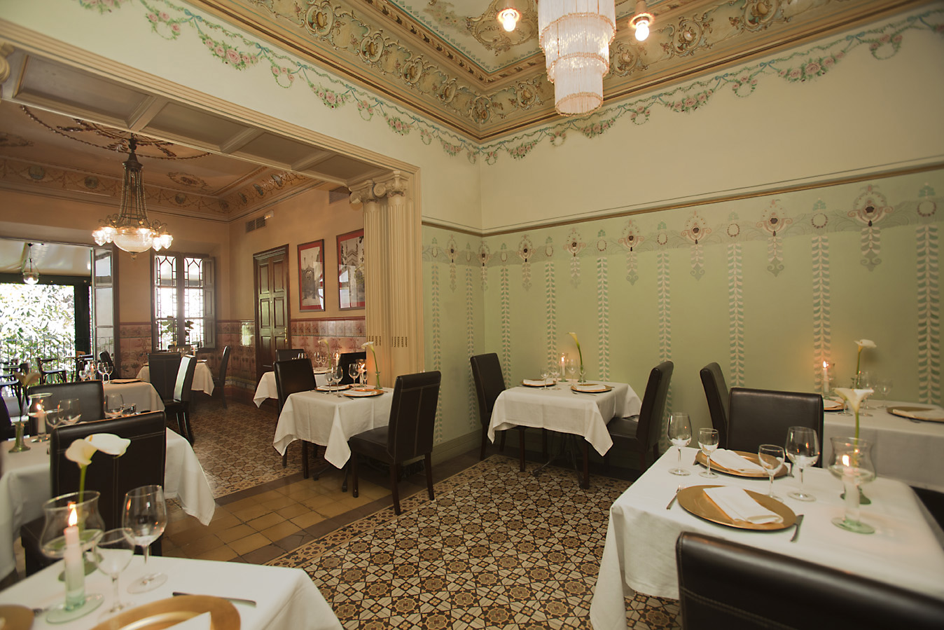 Salón interior verde